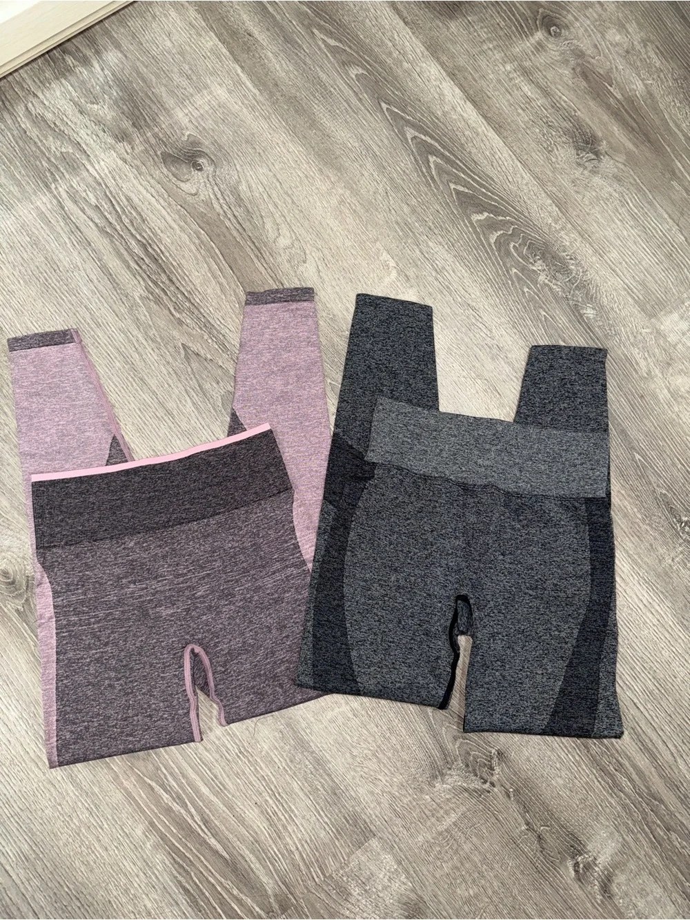 2 PINK Victoria's Secret Seamless Leggings Duo - Pink & Gray